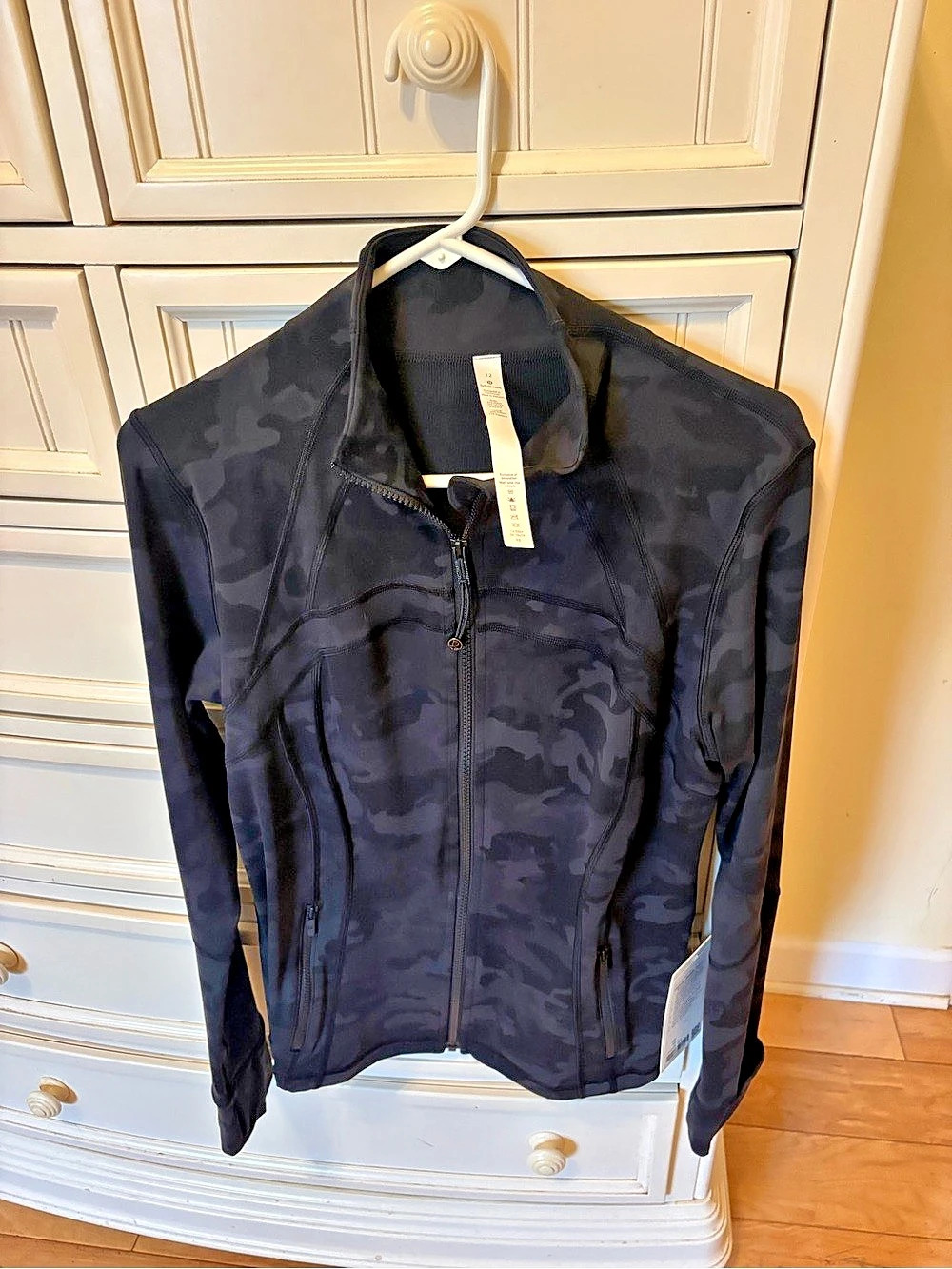 lululemon Define Jacket Luon Camo Jacket in Black Size 12 NWT